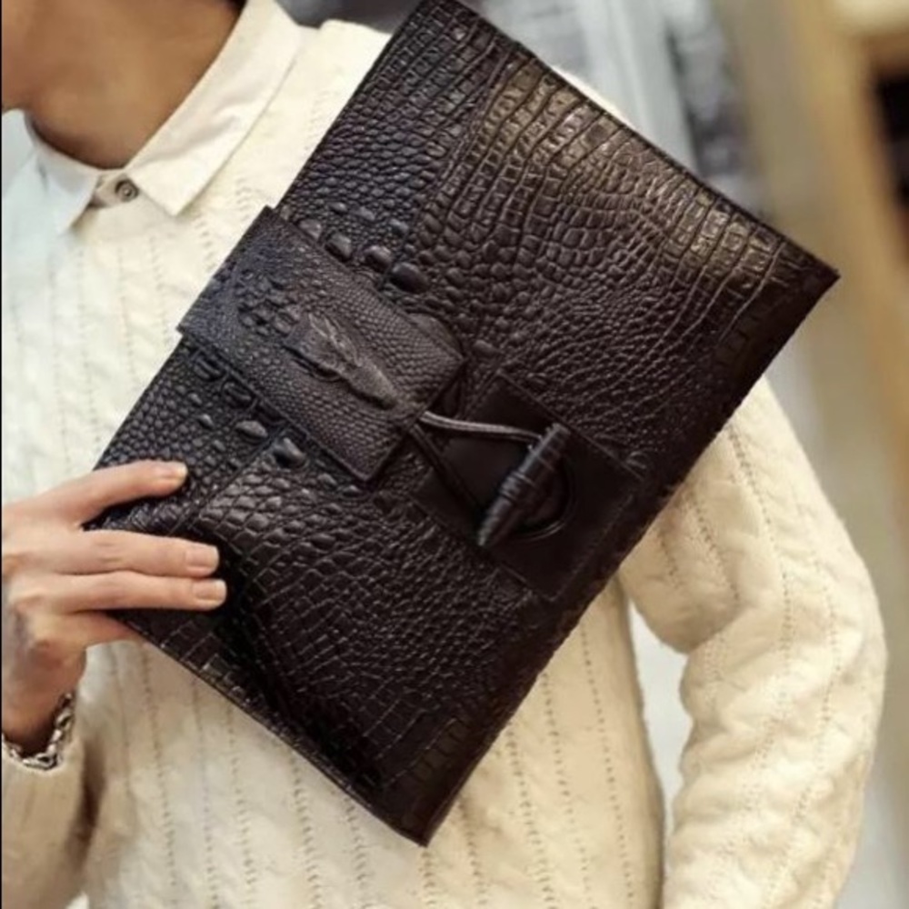 Teagan Crossbody Clutch Bag